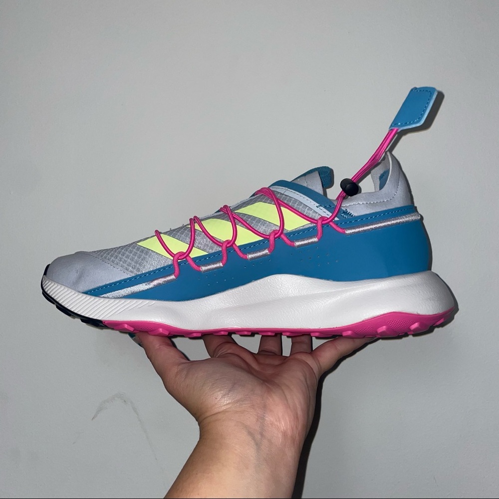 Women’s Adidas Terrex Voyager 21 Halo Sneakers NWOB - Sz 10.5 - Picture 4 of 5